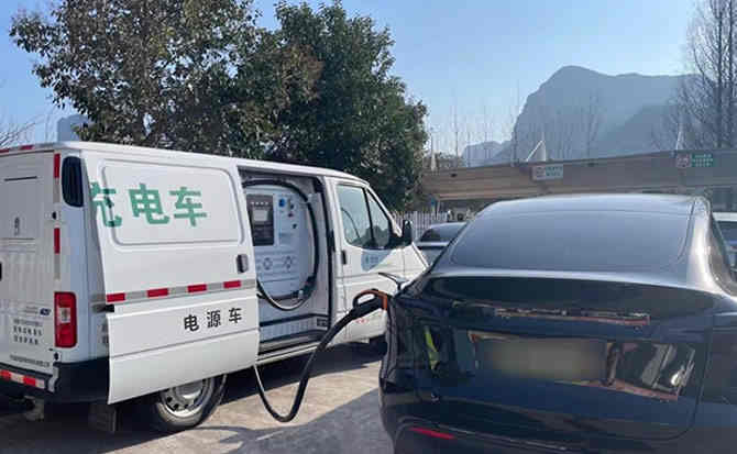 寻乌汽车搭电