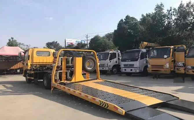 寻乌汽车中途维修案例